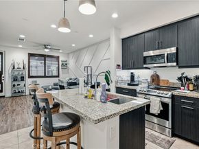 2520 Valentina 6, Commerce CA 90040