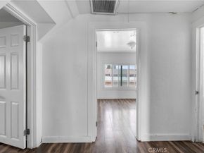 1017 W 99th Street, Los Angeles CA 90044
