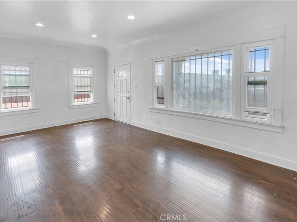 1017 W 99th Street, Los Angeles CA 90044