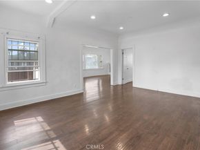1017 W 99th Street, Los Angeles CA 90044