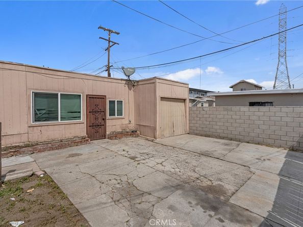 1017 W 99th Street, Los Angeles CA 90044