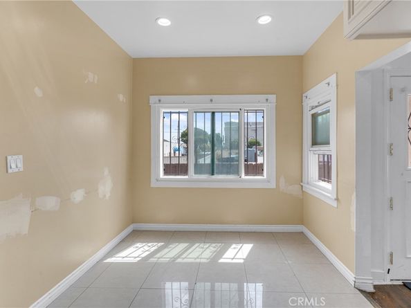 1017 W 99th Street, Los Angeles CA 90044