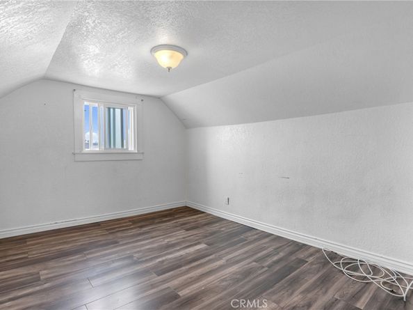 1017 W 99th Street, Los Angeles CA 90044