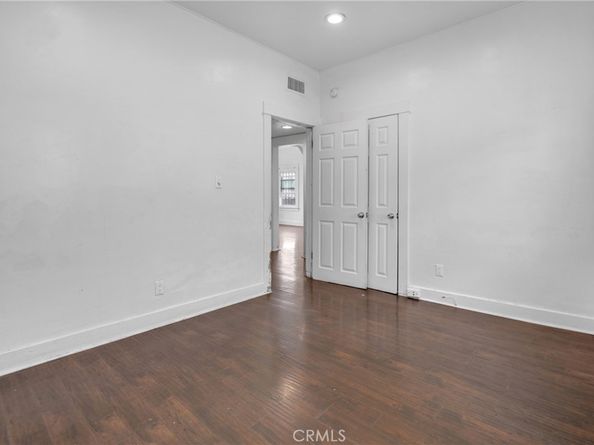 1017 W 99th Street, Los Angeles CA 90044
