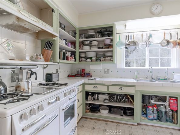 2707 Windsor Avenue, Pasadena CA 91001