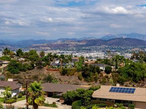 275 HiHill Way, El Cajon CA 92020