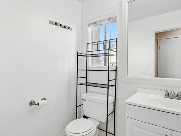 2126 Kings View Circle, Spring Valley CA 91977