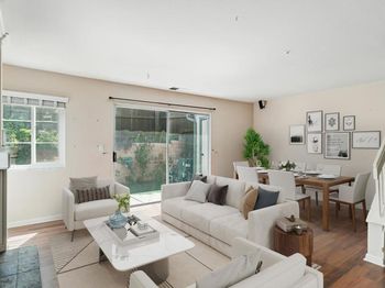 2126 Kings View Circle