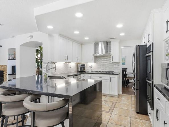 2505 Whispering Palms Loop, Chula Vista CA 91915