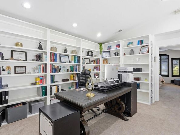 2505 Whispering Palms Loop, Chula Vista CA 91915