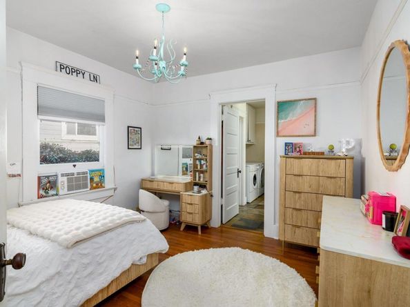 3915 Falcon St, San Diego CA 92103