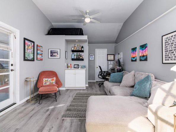 3915 Falcon St, San Diego CA 92103