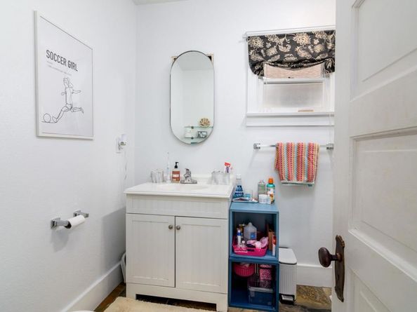 3915 Falcon St, San Diego CA 92103