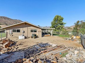 14748 Quail Haven Lane, El Cajon CA 92019