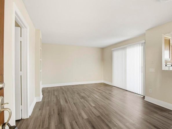 8215 Jade Coast Road 82, San Diego CA 92126