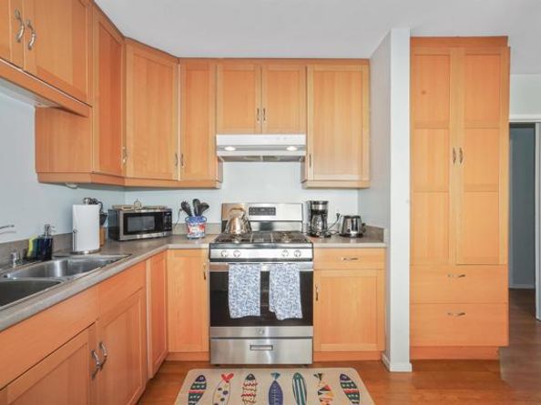 3492 Bayside Lane, San Diego CA 92109