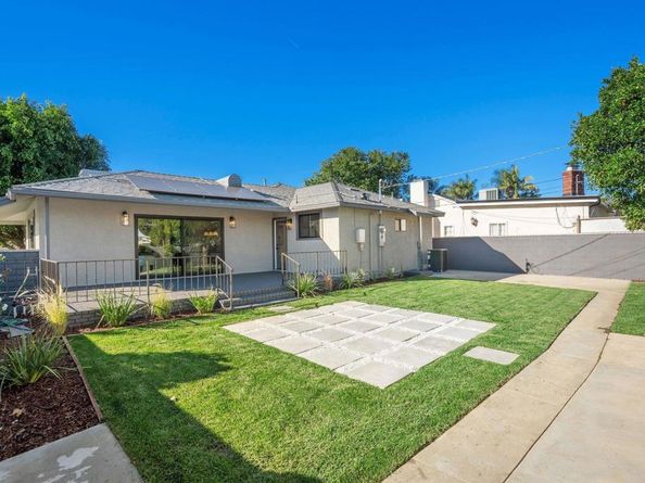 10330 Columbus Ave, San Fernando CA 91345