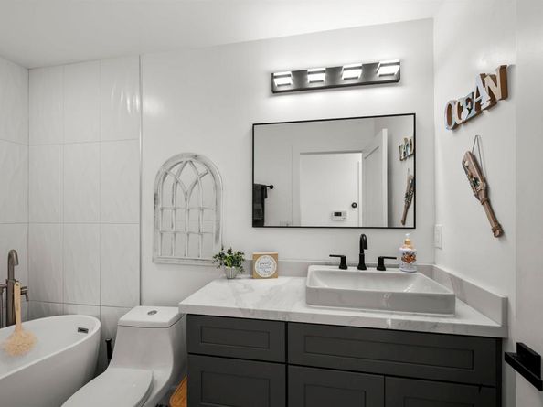 3120 Poe Street, San Diego CA 92106