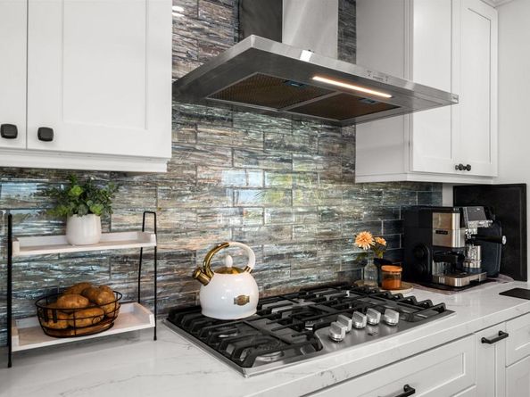 3120 Poe Street, San Diego CA 92106