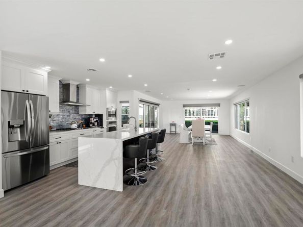 3120 Poe Street, San Diego CA 92106