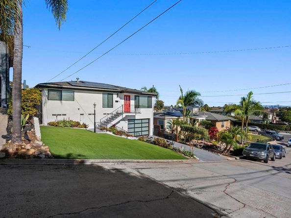 3120 Poe Street, San Diego CA 92106