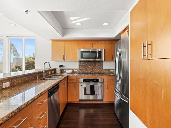 924 Hornblend Street 210, San Diego CA 92109