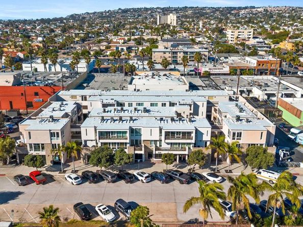 924 Hornblend Street 210, San Diego CA 92109