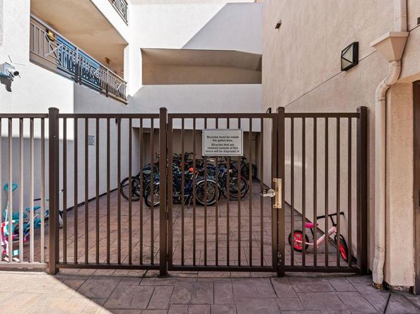 924 Hornblend Street 210, San Diego CA 92109