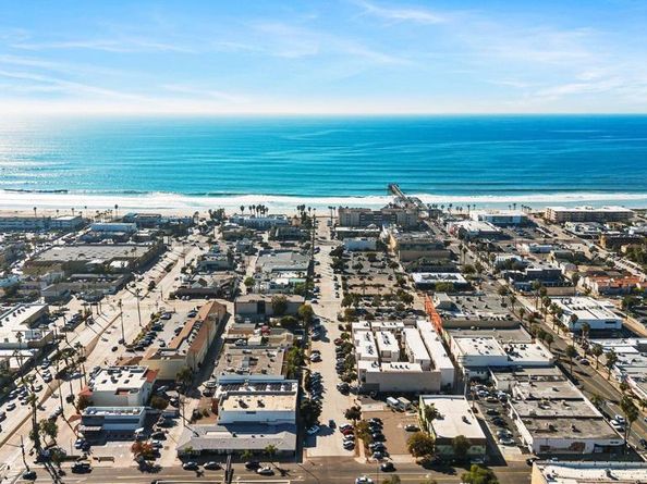 924 Hornblend Street 210, San Diego CA 92109