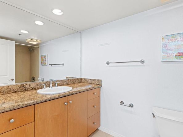 924 Hornblend Street 210, San Diego CA 92109