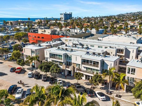 924 Hornblend Street 210, San Diego CA 92109