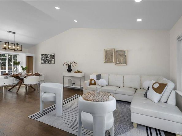 9858 Via Caceres, San Diego CA 92129