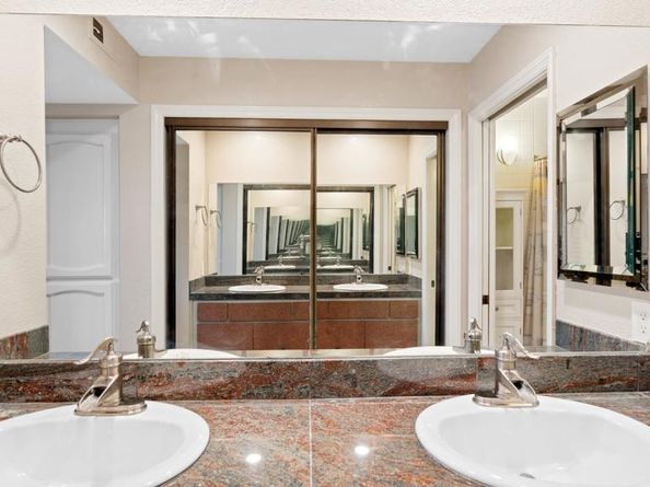 1806 McKee St A9, San Diego CA 92110