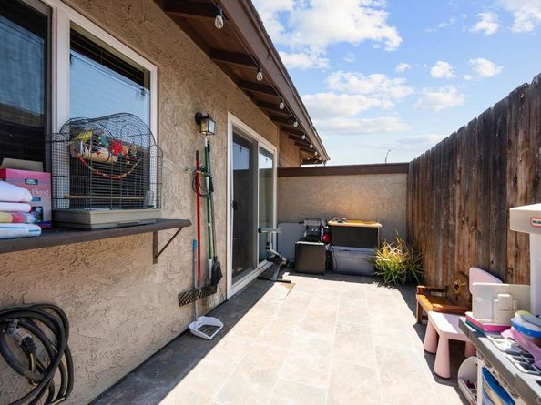 321 Sun Court, El Cajon CA 92021