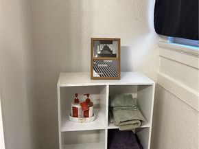 4727 Oakwood Avenue, Los Angeles CA 90004