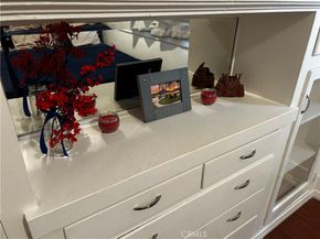 4727 Oakwood Avenue, Los Angeles CA 90004