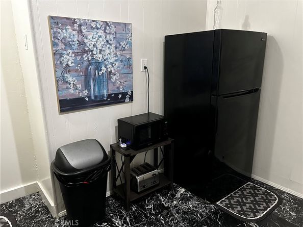 4727 Oakwood Avenue, Los Angeles CA 90004