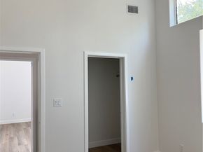 6530 Shoup, West Hills CA 91307