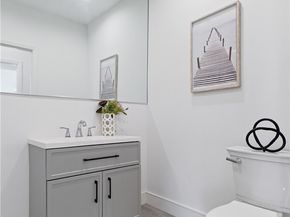 1364 S Ridgeley, Los Angeles CA 90019