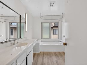 5267 Coldwater Canyon Ave B, Sherman Oaks CA 91401
