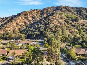 1300 Daily Cir., Glendale CA 91208