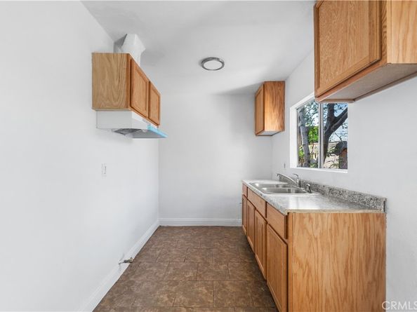 10004 San Fernando Rd, Pacoima CA 91331