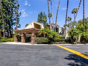 5550 Owensmouth Avenue 120, Woodland Hills CA 91367