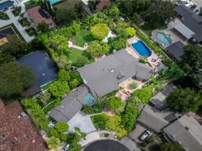 5340 Calvin Avenue, Tarzana CA 91356
