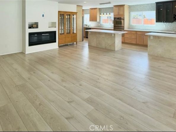 5921 Fallbrook Avenue, Woodland Hills CA 91367