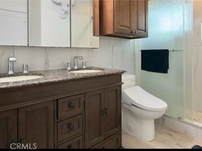 5921 Fallbrook Avenue, Woodland Hills CA 91367