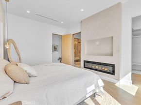 11956 Collins Street, Valley Village CA 91607