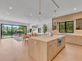 11956 Collins Street, Valley Village CA 91607