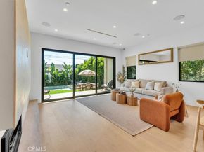 11956 Collins Street, Valley Village CA 91607