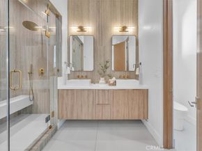 11956 Collins Street, Valley Village CA 91607